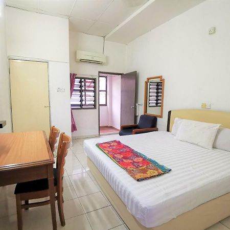 Star Lodge George Town Eksteriør billede
