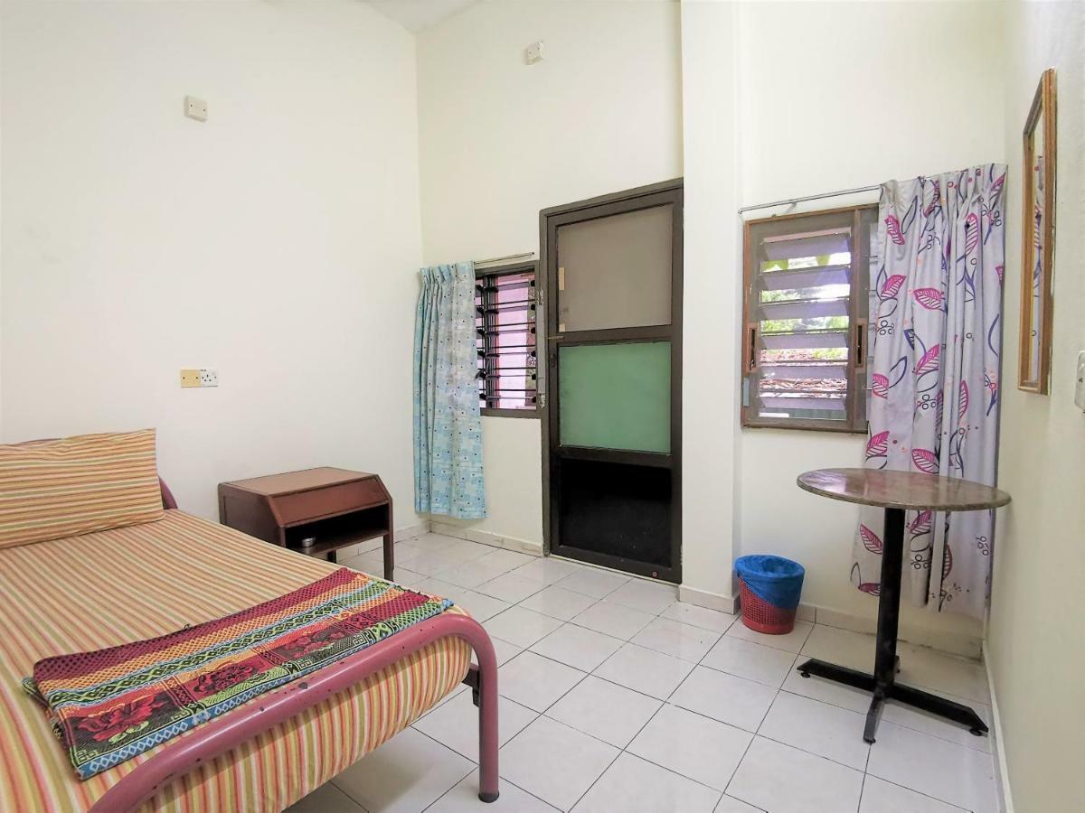 Star Lodge George Town Eksteriør billede